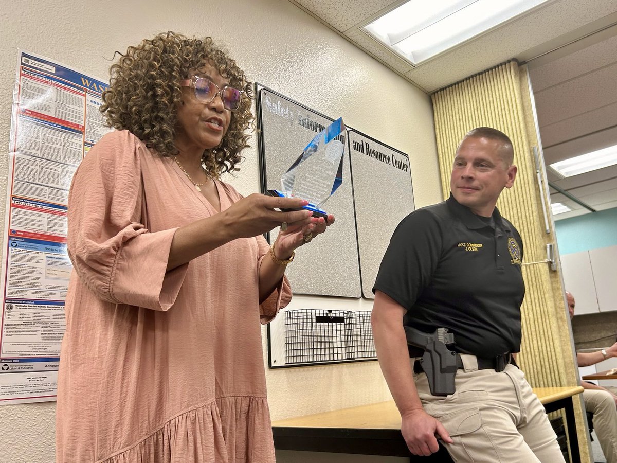 This past Monday was VPD Lieutenant Jeff Olson’s last day as Commander at the SW Washington Regional Law Enforcement Academy. CJTC Director, Monica Alexander, honored his service in launching the academy and overseeing the training of police and correction recruits. 

We are so