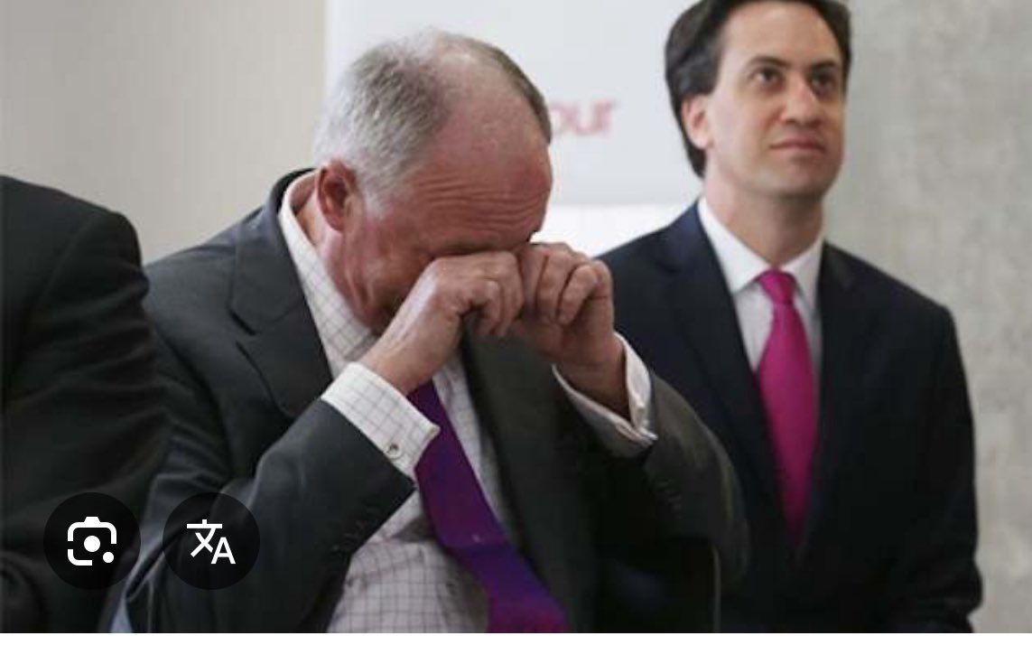 Typical woman, men don’t do this! Men: