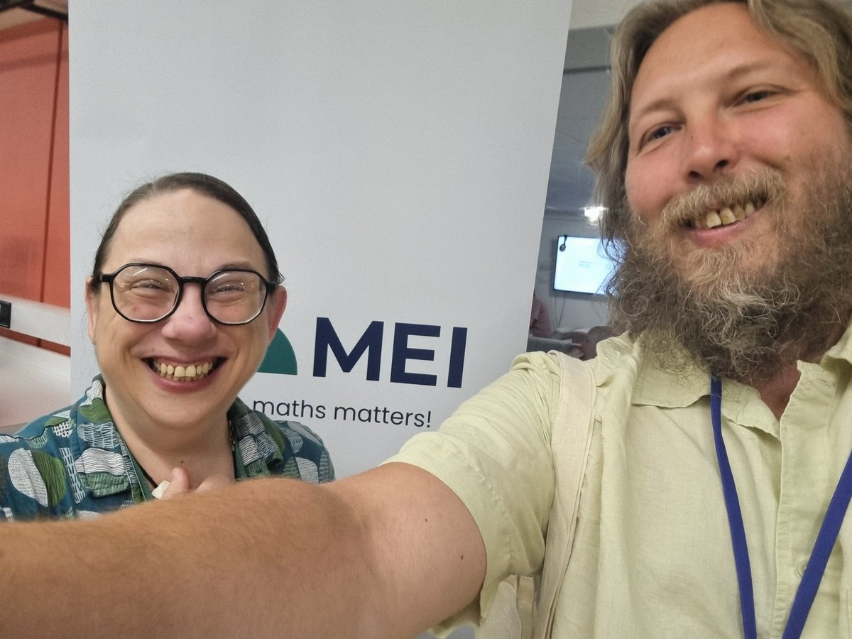 Arrived at the <a href="/MEIMaths/">MEI</a> #MEIConf25 and already bumped into an old friend!