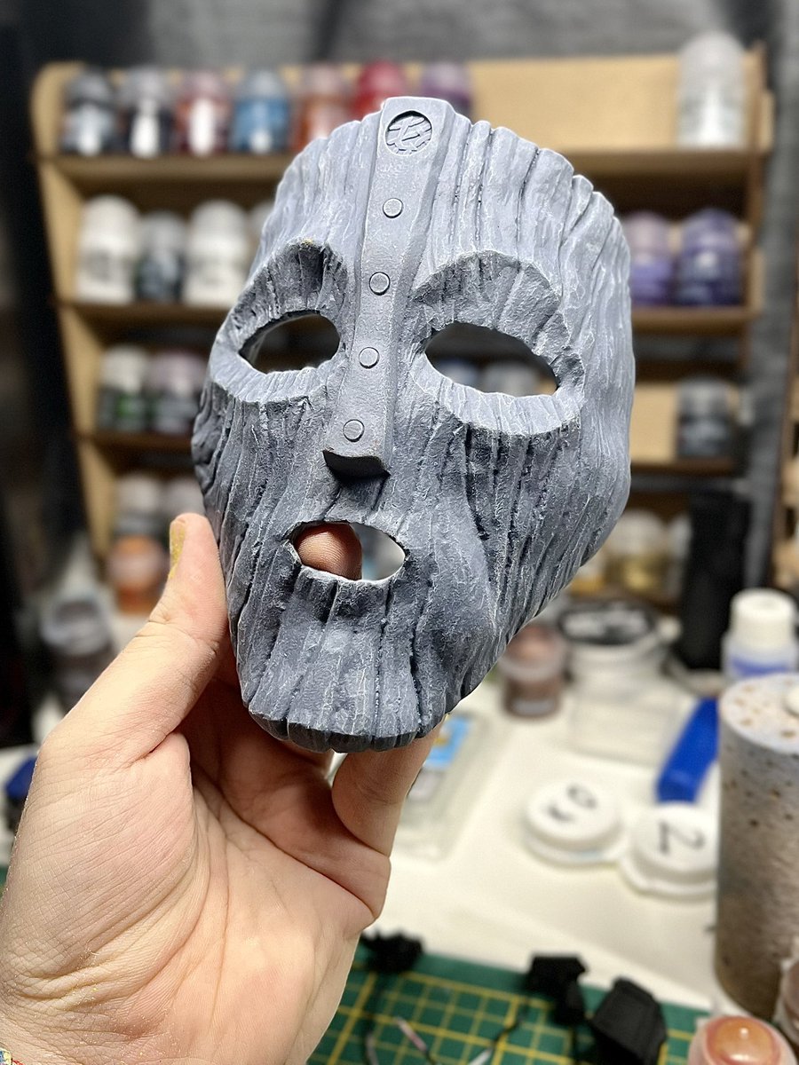 Retrographiks88's tweet photo. Print test en format mini avant la taille original 1:1 sûrement… pour le masque le plus populaire du cinéma !! 😍

Vous en pensez quoi ?
(+10pts à ceux qui répondent splendides 🤣)

#themask #3dprint #handmade https://t.co/YX84DyfYA6