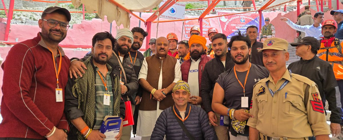 mvashisht95's tweet photo. @Surinderch55 @manojsinha_ @adgpi @crpf_srinagar Thanks for your service and wonderful arrangements for pilgrims to amarnath yatra 2025 #holycave #AmarnathYatra2025 . https://t.co/GmT6dUYTsb
