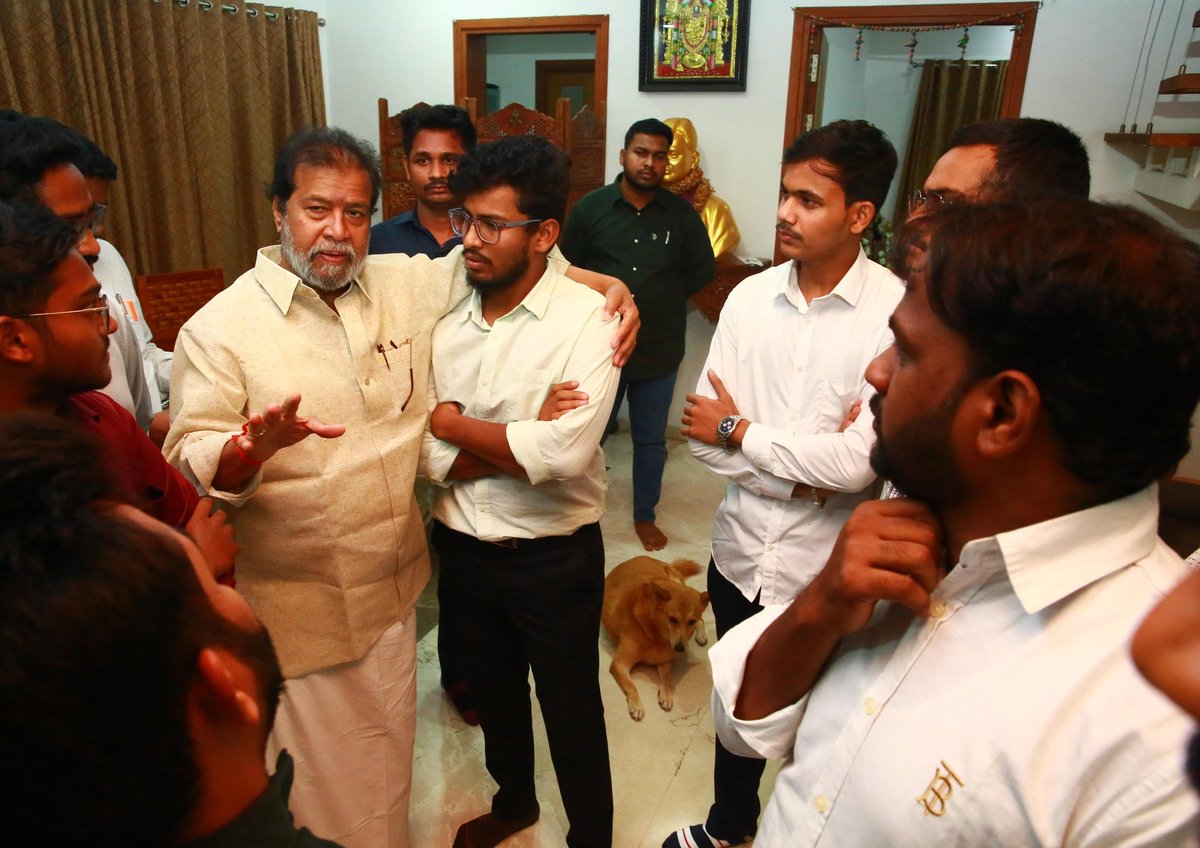 MamidalaPavan4's tweet photo. #Governmentmedicalcollegesangareddy
#Gmcsangareddy
#juda
Telangana Junior doctors association https://t.co/1G05zmDxcb