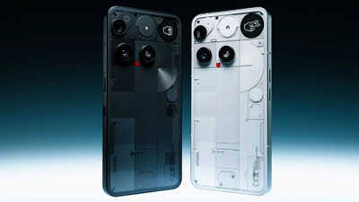 0MuralikrishnaY's tweet image. @nothing did a fabulous job — instead of launching a flagship phone, they launched the flagship roaster of 2025! 🔥
A spicy headline for the entire tech YouTuber community. 🍿📱
@nothingindia @cmfindia
#NothingPhone3 #TechRoast #FlagshipRoaster