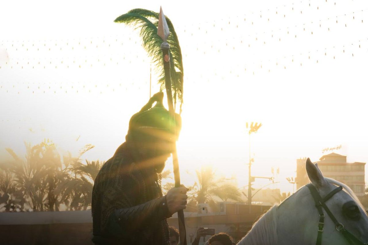 💠 امام صادق علیہ السلام نے فرمایا:
ہمارے چچا عباس کی بصیرت، پختہ ایمان اور خدا کے نزدیک وہ درجہ تھا جس پر قیامت کے دن تمام شہداء رشک کریں گے۔

#سلام_بر_قمربنی_ہاشمؑ 

'Mola Abbas'
'Salaam Ya Hussain'