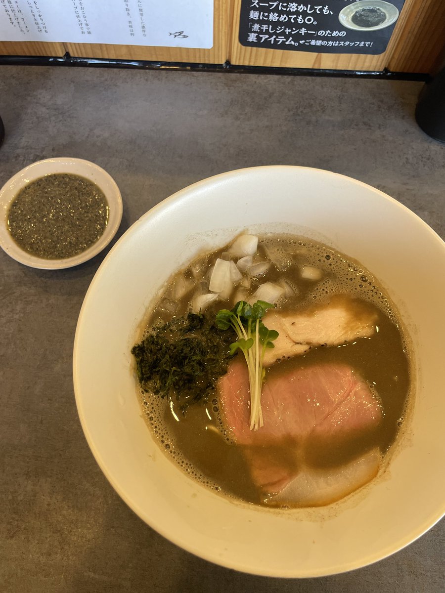煮干しさま 専用 セメント煮干しラーメン専門店 攻ニボ (@semenibo) / X