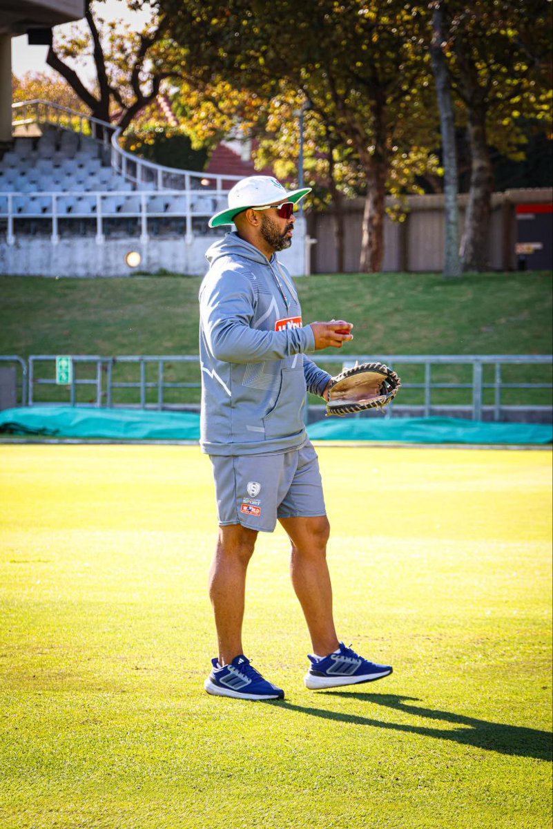 WP_Blitz's tweet image. READ: “We are four weeks into our pre-season program thus far, and I’m very happy with the progress that the guys have made,” Strength and Conditioning Coach Dieter Swanepoel. bit.ly/400vBGM
#WPcricket #westernprovince #WSBNewlands #BoysInBlue 💙 #WSBWP🧡