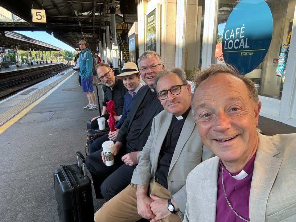 Archdeacon of Exeter (@andrewbeane) on Twitter photo Heading off to <a href="/StPaulsLondon/">St Paul's Cathedral</a> for Bishop Moira's Consecration this morning...but the train is delayed... Heading off to <a href="/StPaulsLondon/">St Paul's Cathedral</a> for Bishop Moira's Consecration this morning...but the train is delayed...