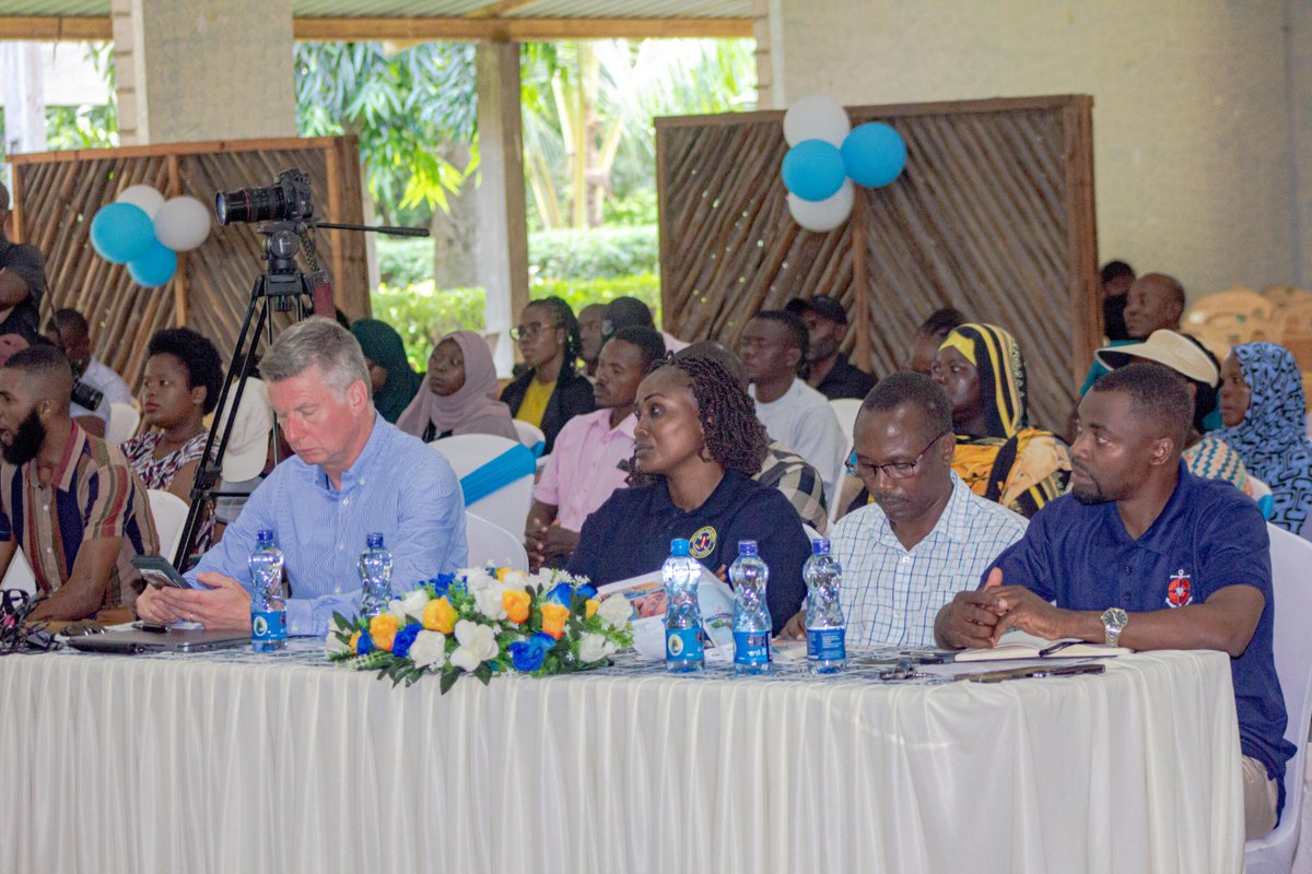 HakiYetuOrg's tweet image. At the Fishers' Safety Conference organised by Stella Maris. Key players in the blue economy emphasized that fisherfolk are the true custodians of our oceans. Their rights & inclusion must be central to sustainable solutions. Let their voices be heard!#FisherfolkRights #HakiYetu