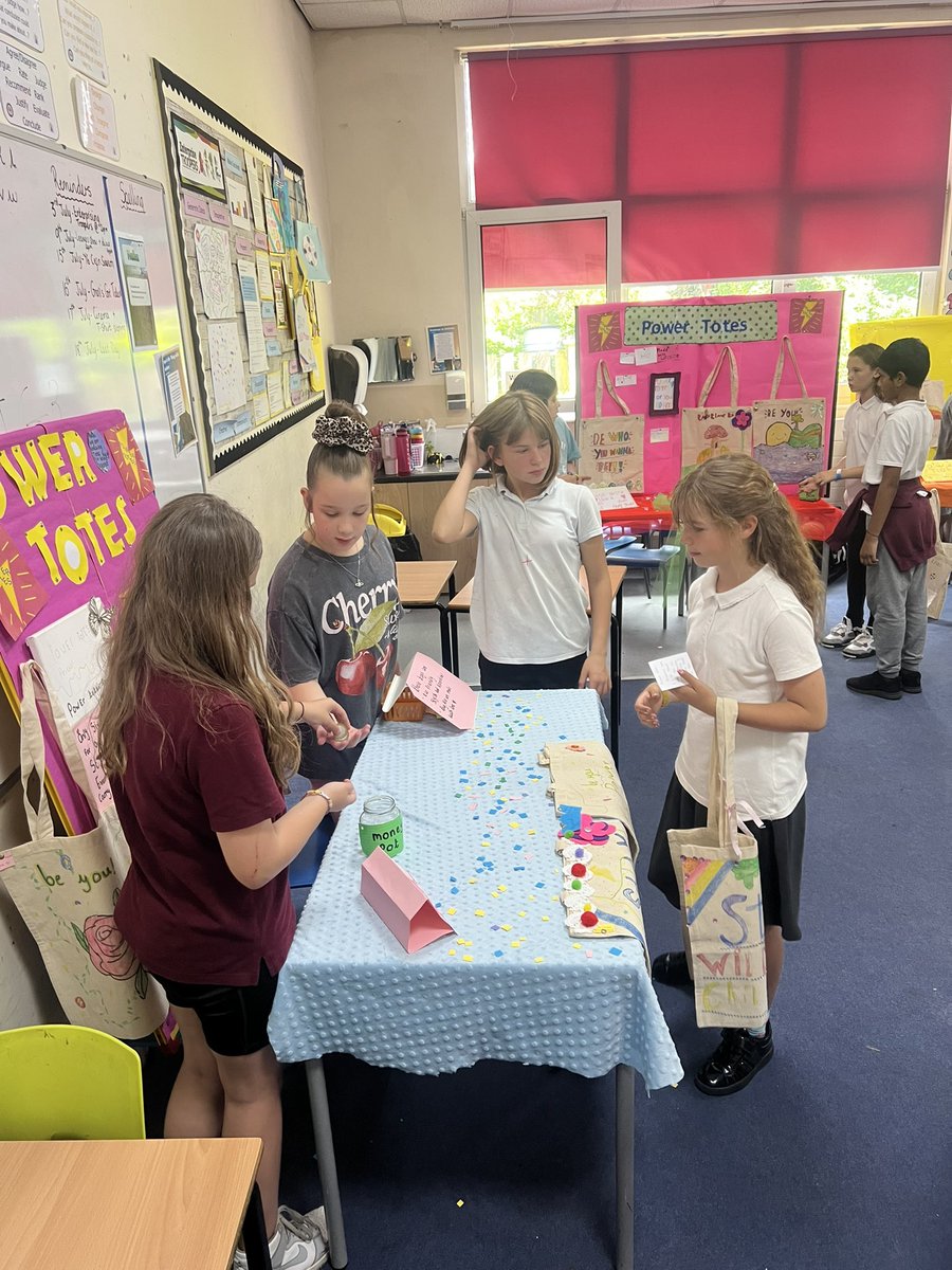GnollPrimary's tweet photo. 🌟 Year 5/6 Yr Hafren have been busy bees getting their stalls &amp; tote bags ready for today’s Enterprising Troopers Sale! 🛍️🎨 Come support their creativity &amp; hard work — pop down at 2:30pm this afternoon! 💡💼 #YoungEntrepreneurs #YrHafren #EnterprisingTroopers https://t.co/Kj3aVnmlTw