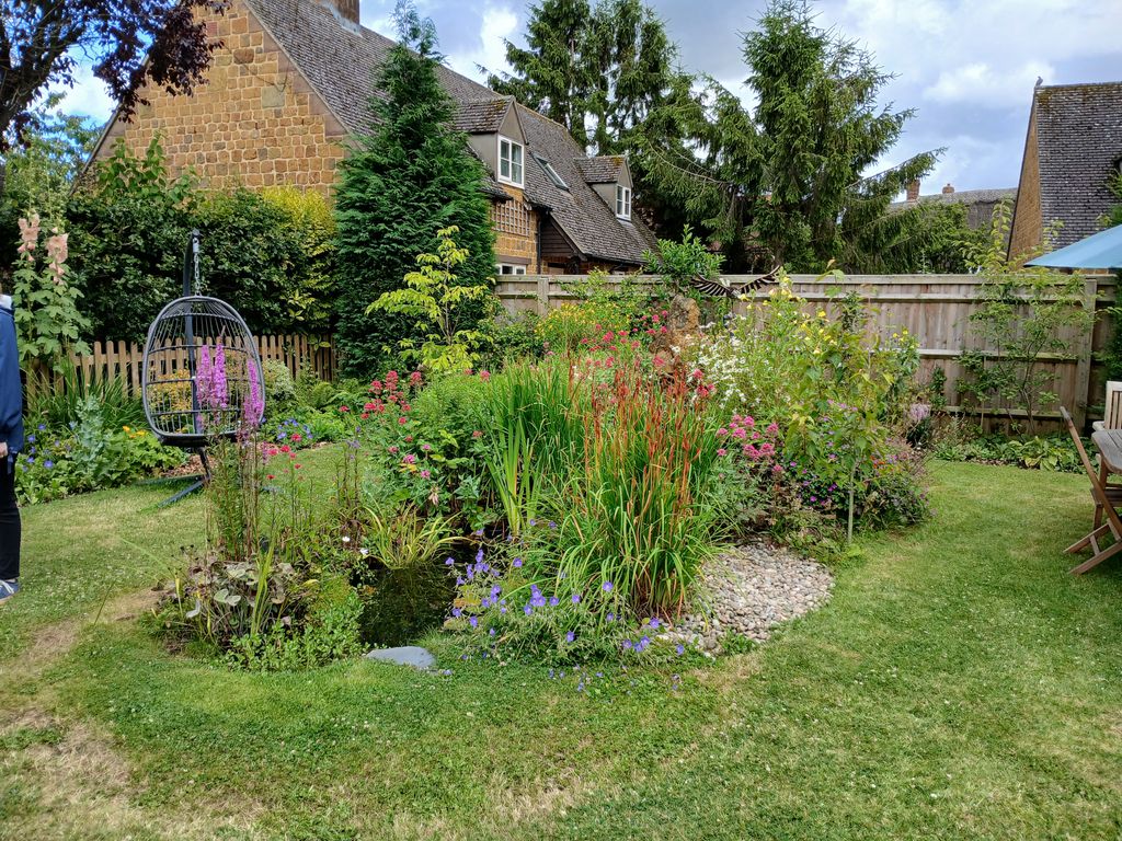 WarksNGS's tweet photo. Ten wonderful gardens open this weekend in Tysoe - plenty to take inspiration from!

Tysoe Gardens, CV35 0TR
Sat 5 &amp; Sun 6 Jul, 2- 6
Admission £7, children free
Refreshments in the Village Hall
Parking at the recreation ground, CV35 0FF

https://t.co/FTlaywkTUs https://t.co/Uf2I6lCokf