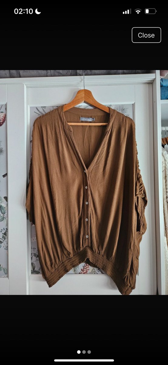 redravenbazaar's tweet image. A lot of eyes on this one! This Geisha-style top is making waves with its flowing fit. Favorited by many — don’t miss your chance to grab it before it’s gone! Link in bio 👆🏻

vinted.nl/items/66112653…

#vintedtreasures #secondhandfashion #vintedeals #slowstylefinds #bohofusionstyle