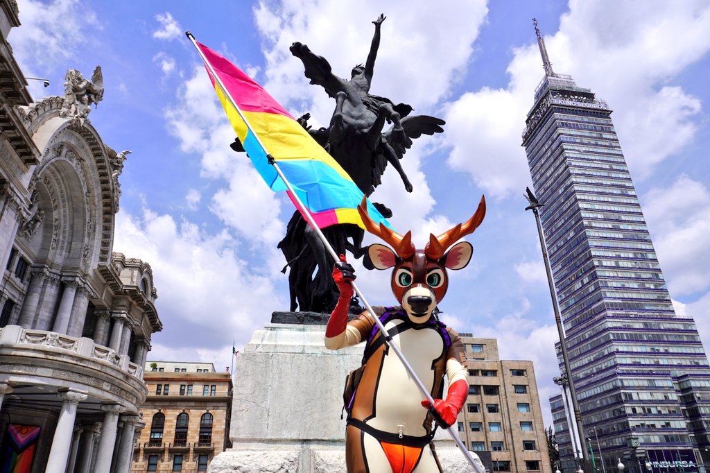 Long live CMYK Romania!! 
🇷🇴🇹🇩🇷🇴🇹🇩🇷🇴🇹🇩🥰

🦌: <a href="/karinKariwanz/">Karin / Kariwanz カリン / カリわんズ</a> &amp; <a href="/forfunbangkok/">FORFUN</a> / <a href="/PETSUITFORFUN/">PETSUIT ペットスーツ</a>

Pic by Omen Dalugsson at Pride México City #Pride2025 #PrideCdmx #MarchaDelOrgullo2025 #MarchaDelOrgullo #MarchaDelOrgulloCdmx