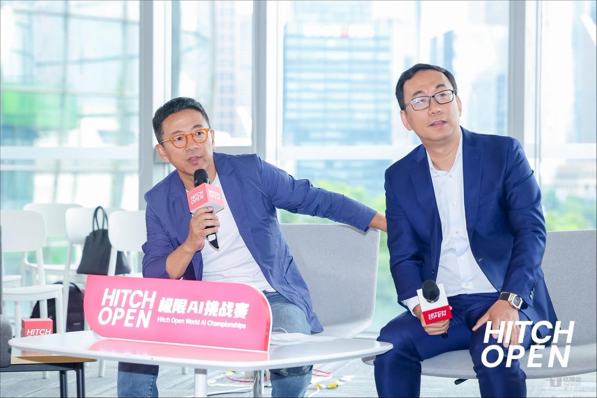 AsianFinPress's tweet image. 💥From Code to Curves: China’s AI Grand Prix Is Rewriting the Autonomous Playbook🏎️

China just launched the first-ever Hitch Open World AI Racing Championship @HitchOpen , where student-built autonomous systems hit 280 km/h with centimeter-level precision.

But this isn’t just…