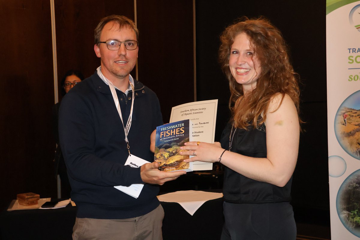 NRF_SAIAB's tweet image. Last night at the #SASAqS2025 gala dinner, two outstanding students were awarded copies of Freshwater Fishes of Southern Africa by Prof Paul Skelton.
NRF-SAIAB proudly donated the books in support of student excellence in aquatic science.
#SASAqS2025 #AquaticScienceandPractice