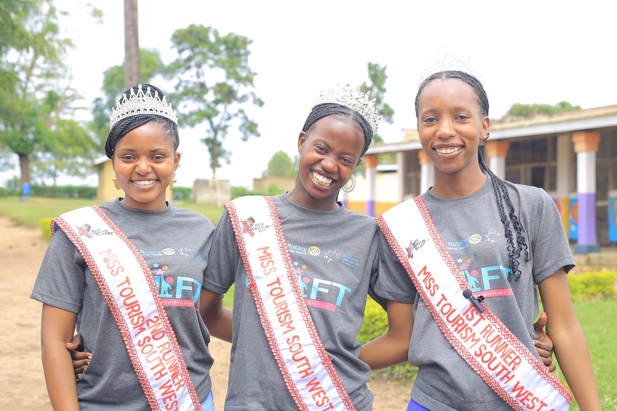 Karungi Bridget (@krngbridget) on Twitter photo Still about Ndejje Mega Hill Project
We represented the southwestern region with pride and educated the students on the benefits of keeping our environment clean,donated scholastic materials and dustbins
Courtesy of <a href="/RihamUG/">Riham</a>,<a href="/RotaractNdejje/">Rotaract Club of Ndejje University</a>
<a href="/RotaractClubVU/">Rotaract Club Of Victoria University</a> <a href="/RotaractClubVU/">Rotaract Club Of Victoria University</a> Still about Ndejje Mega Hill Project
We represented the southwestern region with pride and educated the students on the benefits of keeping our environment clean,donated scholastic materials and dustbins
Courtesy of <a href="/RihamUG/">Riham</a>,<a href="/RotaractNdejje/">Rotaract Club of Ndejje University</a>
<a href="/RotaractClubVU/">Rotaract Club Of Victoria University</a> <a href="/RotaractClubVU/">Rotaract Club Of Victoria University</a>