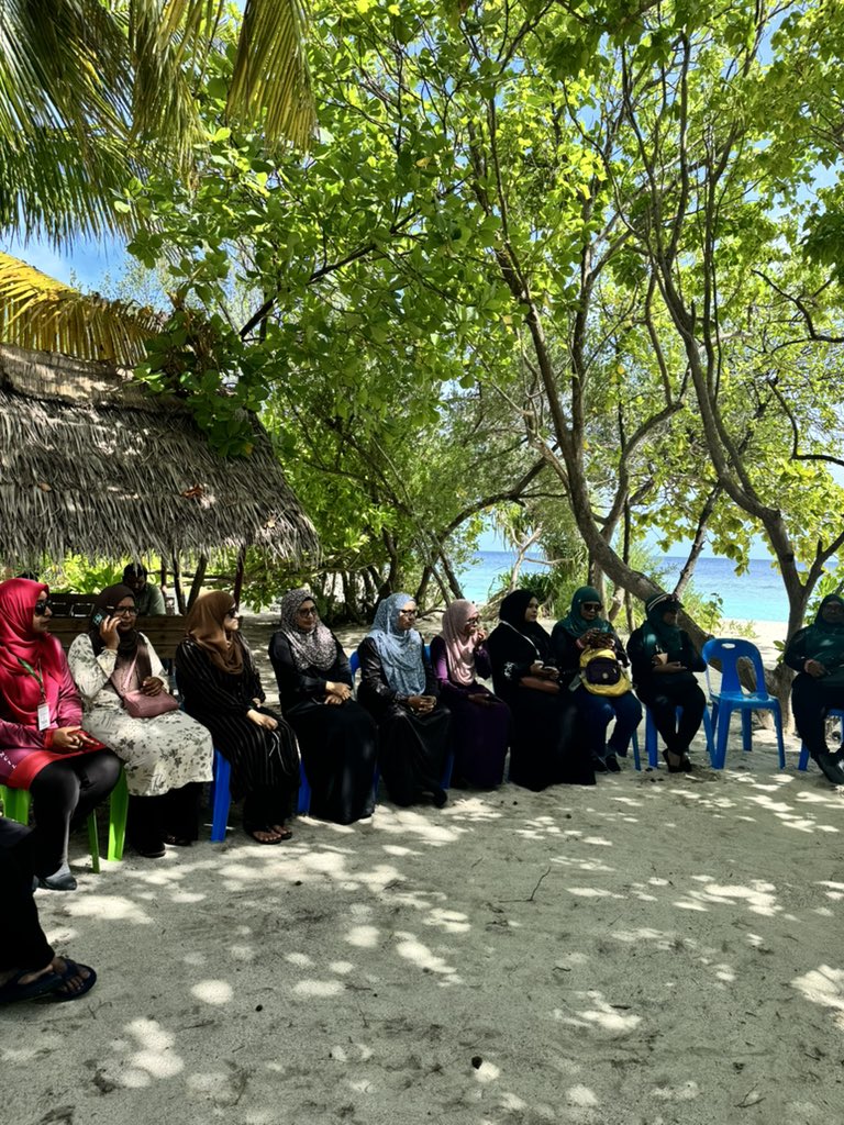 މާލެ ސިޓީ އަންހެނުން ތަރައްޤީއަށް މަސައްކަތް ކުރާ ކޮމެޓީގެ ފަރާތުން ބ.އަތޮޅަށް ކުރެވޭ ތަޖުރިބާ ދަތުރުގަައި ބ. ކުޑަރިކިލު ރަށު ކައުންސިލްއާއި އ.ތ.މ ކޮމެޓީގެ މެމްބަރުންނާއި  ބައްދަލުކުރުން.

<a href="/BaaAtollCouncil/">Secretariat of South Maalhosmadulu Atoll Council</a> 
<a href="/MaleCitymv/">Malé City Council</a>