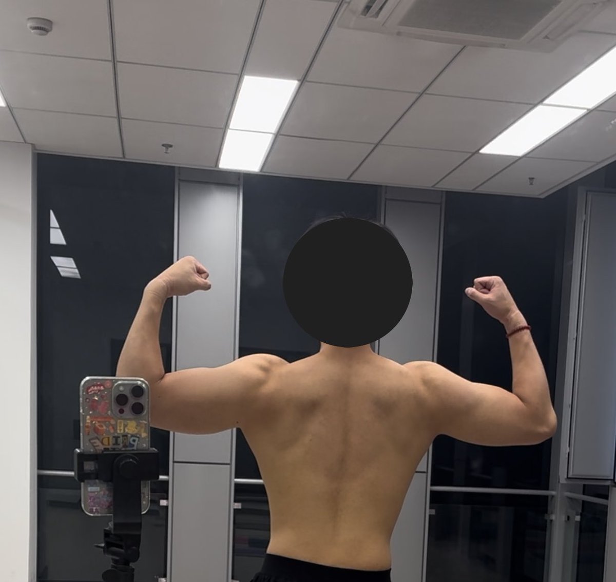 西蒙sheep tweet media