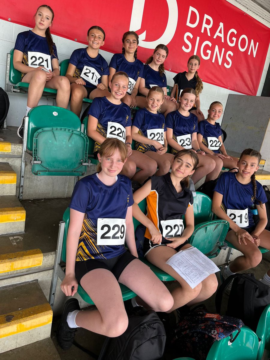 Y7 Girls Athletics🏃‍♀️‍➡️

A huge well done to the Y7 Athletics team for competing in their first ever event. Some very impressive performances we are awaiting confirmation of the results. Da iawn girls👏🏻🔷🔶