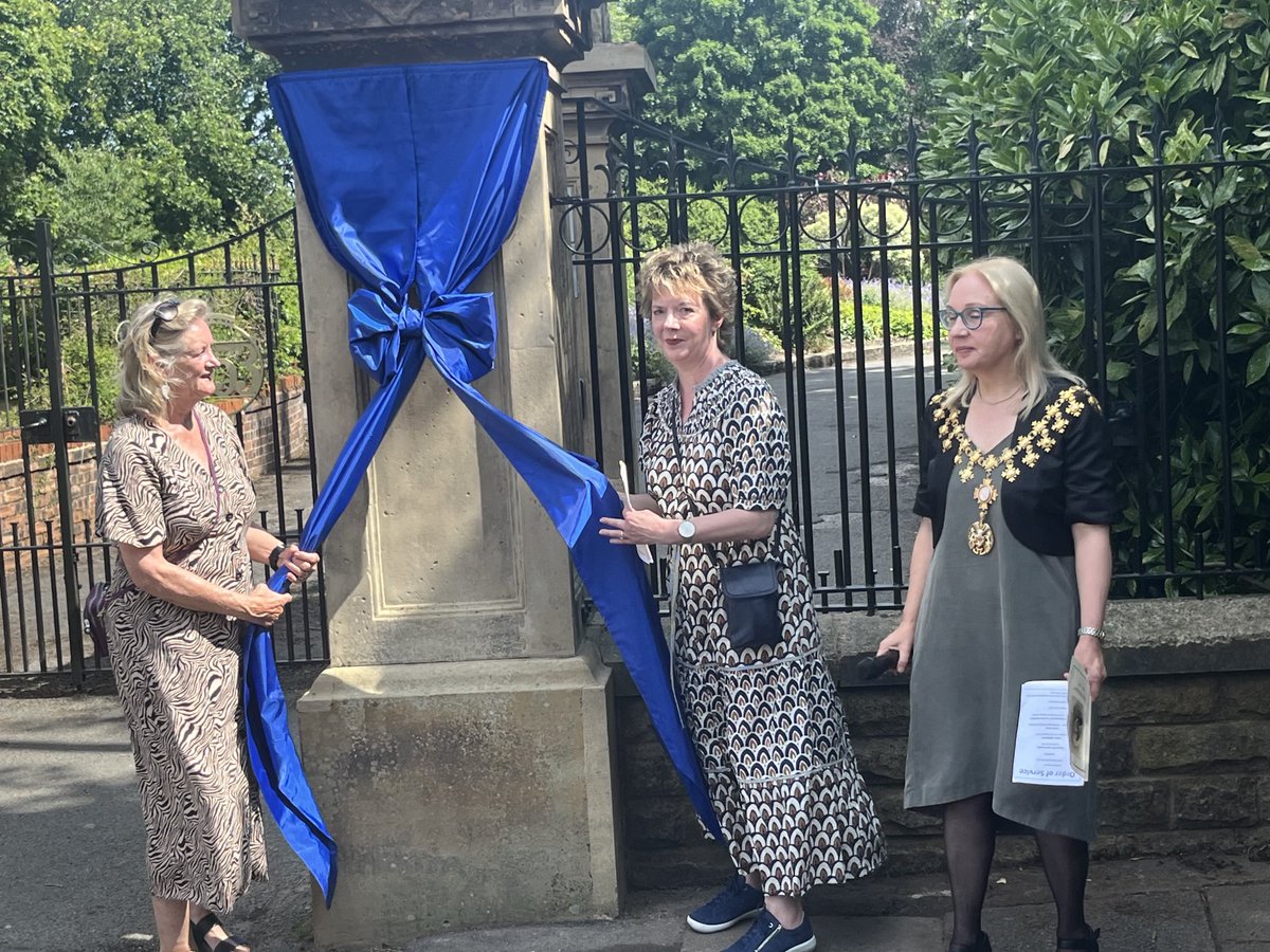 Jane_Brophy's tweet image. It was a huge honour as Mayor of Trafford to be part of the blue plaque unveiling event @worthpark, named after Mary Worthington.
Worthington Park was first opened to the public 125 years ago. A green space for the benefit of local residents to enjoy.
worthingtonpark.org.uk