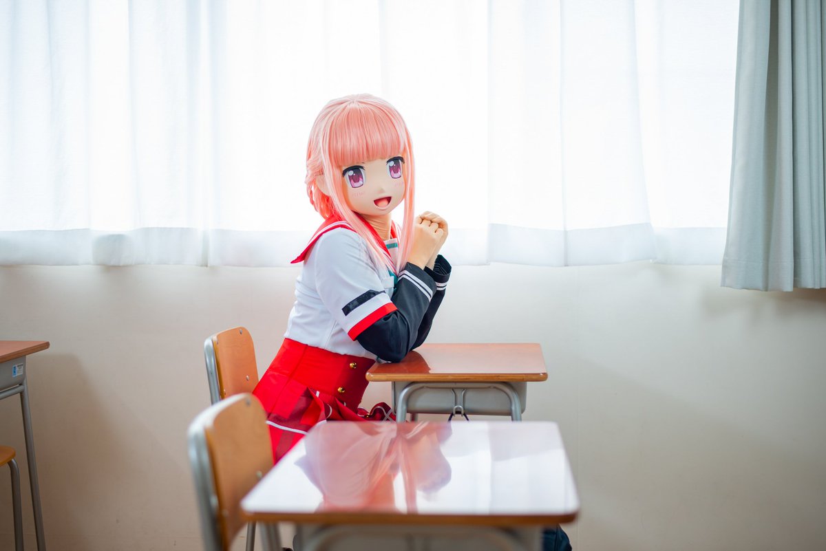 ｢ 隣の隣の席のあの子 」