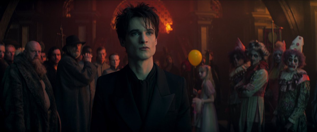 starkcanarie's tweet photo. my cute emo boyfriend and his deep voice are back #TheSandman https://t.co/mDzoLgskgf