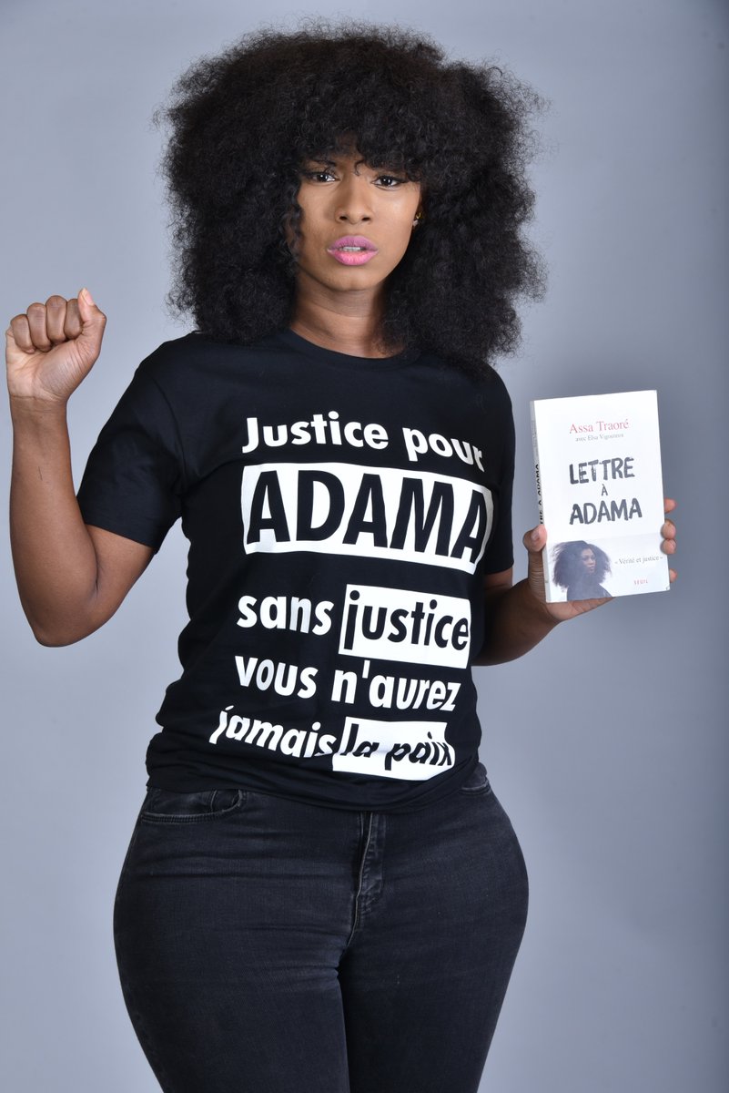 Nouveauté cette année à la boutique : le porte-clé Adama. Proposé au prix exceptionnel de 20 euros. 

Tous les fonds seront reversés...à Assa. (=> nouvelles Louboutin, parce que c'est "la hess" 🤑)

A suivre en 2026 : le mug, le gant de toilette et peut-être même un film. 🤓