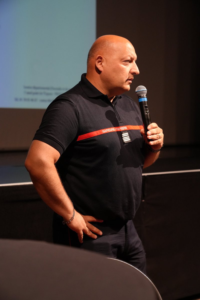 📍 Hier le Sdis 91 réunissait les élus référents sécurité civile pour renforcer le lien entre les mairies et les sapeurs-pompiers 
🚒🤝« Ensemble, nous sommes les garants d’une sécurité civile de proximité, efficace et partagé » G. Crosnier, président du CASDIS #SDIS91 #Essonne