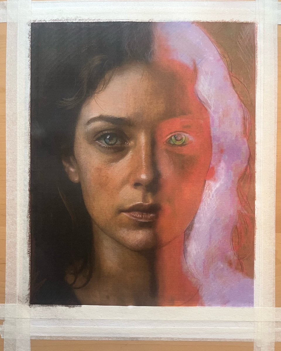 IanBourneArt's tweet image. This is my drawing around half way through. Iβm using dry pastel, oil pencil, and colour pencils on Fabriano smooth. Thereβs still a lot to do, the right side will need a build up of colour (burnt umber, walnut brown, etc). The left just needs more detail. Have a great day π»