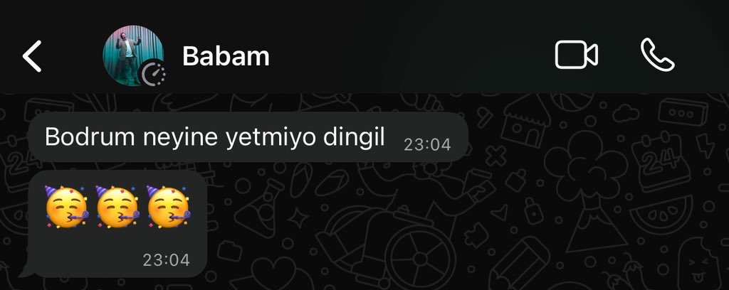 Kos'a gideyim dedim, kapıda vize için 90 euro vermek gerekiyormuş. Sabahtan beri şundan çekiyorum aynaya karşı.