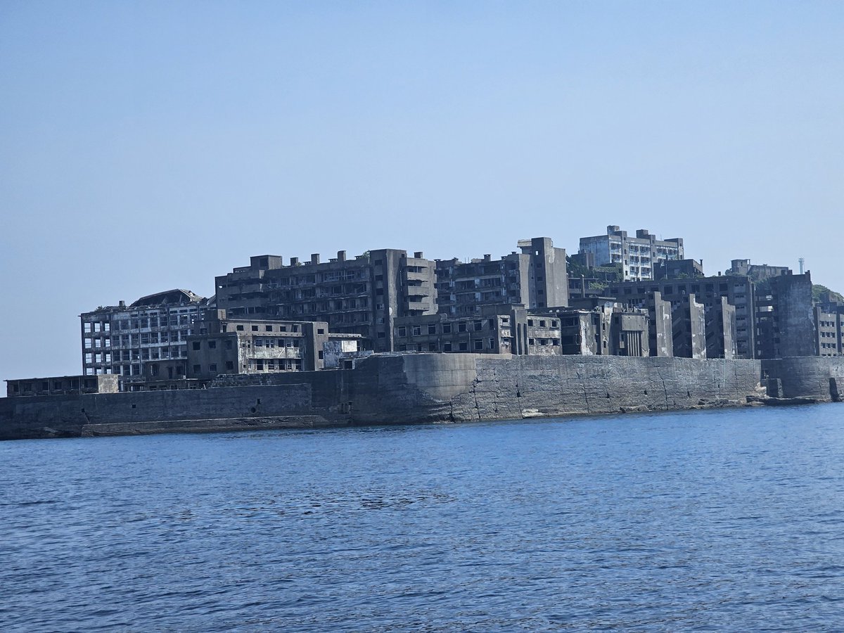 33年振りに長崎に来てます。

未来が見えずもがいていた高校3年生。

結局就職も進学もせず、私が選んだ道。

それは自転車での日本一週だった。

旅にかかった時間104日、走行距離8537キロ、都道府県全制覇！

まー良くやったわ。