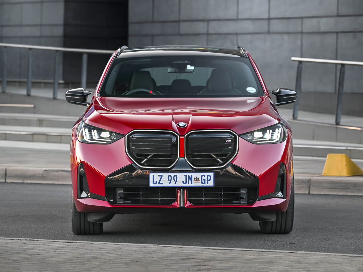 Ryan_Bubear's tweet image. ๐ฟ๐ฆ BMW returned to SA's top 10 in June 2025...
๐ 1 349 units were sold in total
๐ 23.7% went to rental industry
๐ฅ X3 was top seller on 339 units
๐ฅ 3 Series reached 236 units
๐ฅ X1 managed 158 registrations
๐ Full figures here: cars.co.za/motoring-news/โฆ
