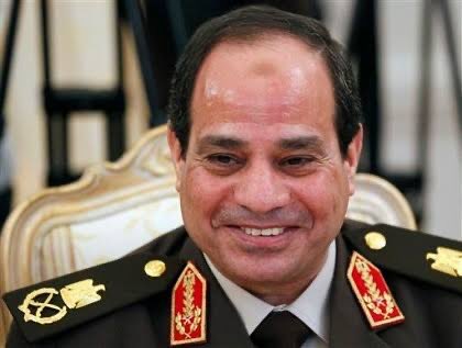 القاهره في ٣ يوليو ٢٠٢٥

انا امبارح كنت بنتقد رئيس الجمهورية وانا بكامل حريتي لاني مختلف معاه ( في قضية ) كان يقدر يحلها
وبنتقده في قضايا تانيه مش مفهومه بالنسبالي 

ولسه هانتقده تاني في أي قضية هاختلف معاه فيها

بس النهارده  ٣ يوليو : 

صباح الفل ياريس
صباح الفل يا بطل

انا فاكر