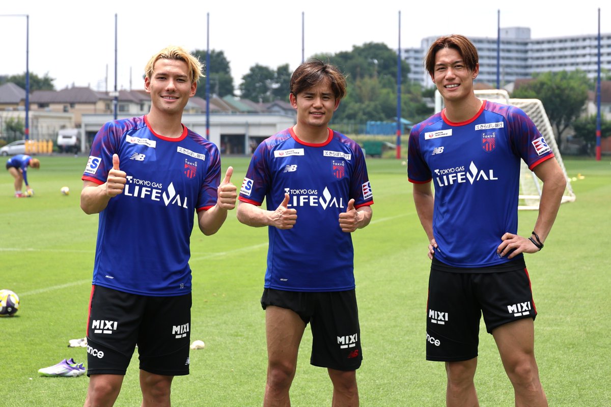 🔵🔴 本日のトレーニングには FC東京U-15むさし、U-18、そして