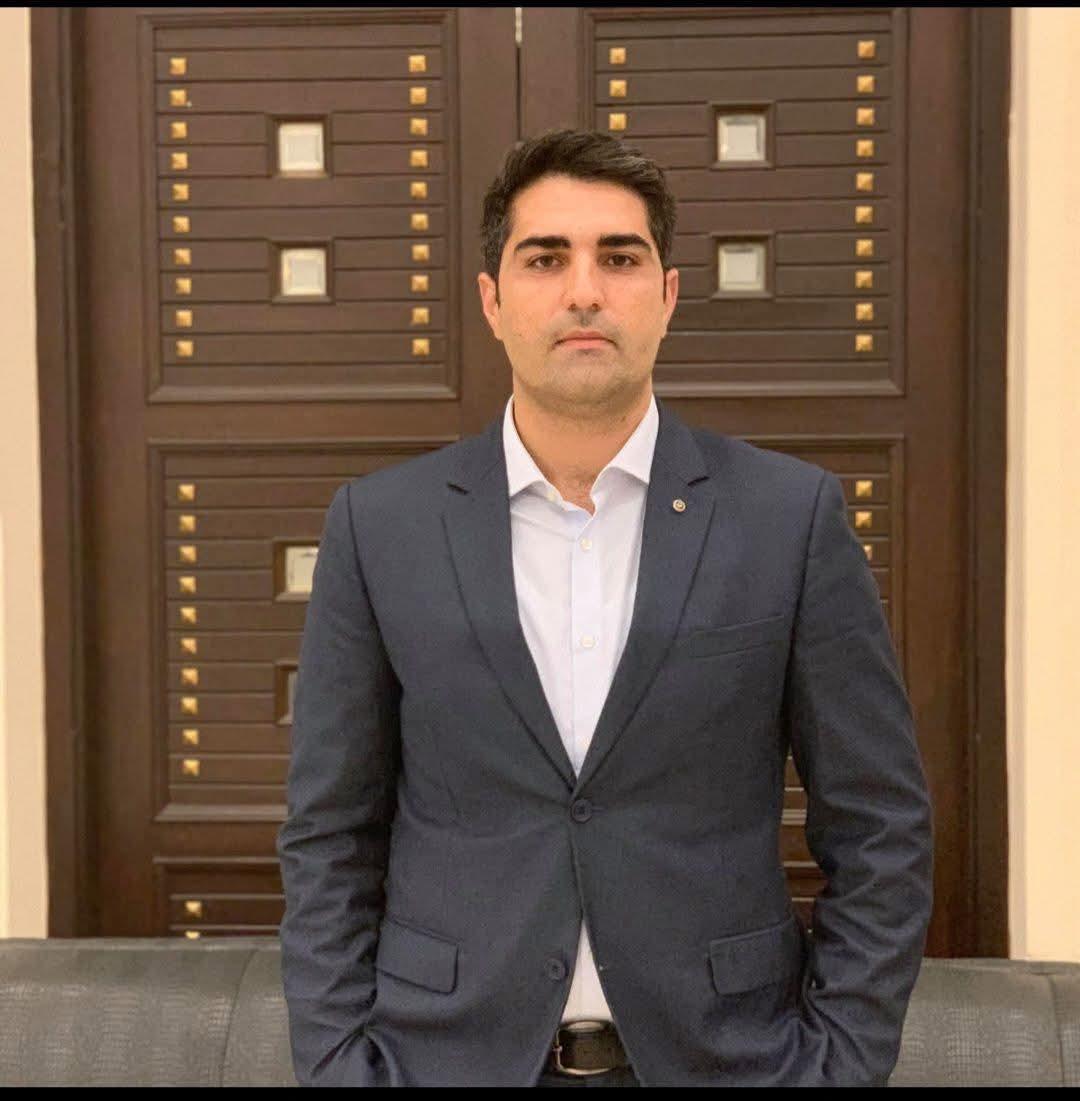 میں پشتونوں سے پوچھنا چاہتی ہوں کی کیا حاصل ہوگا اسسے ۔ کیوں کسی کی جان کے دشمن بنے ہوئے ہیں ۔