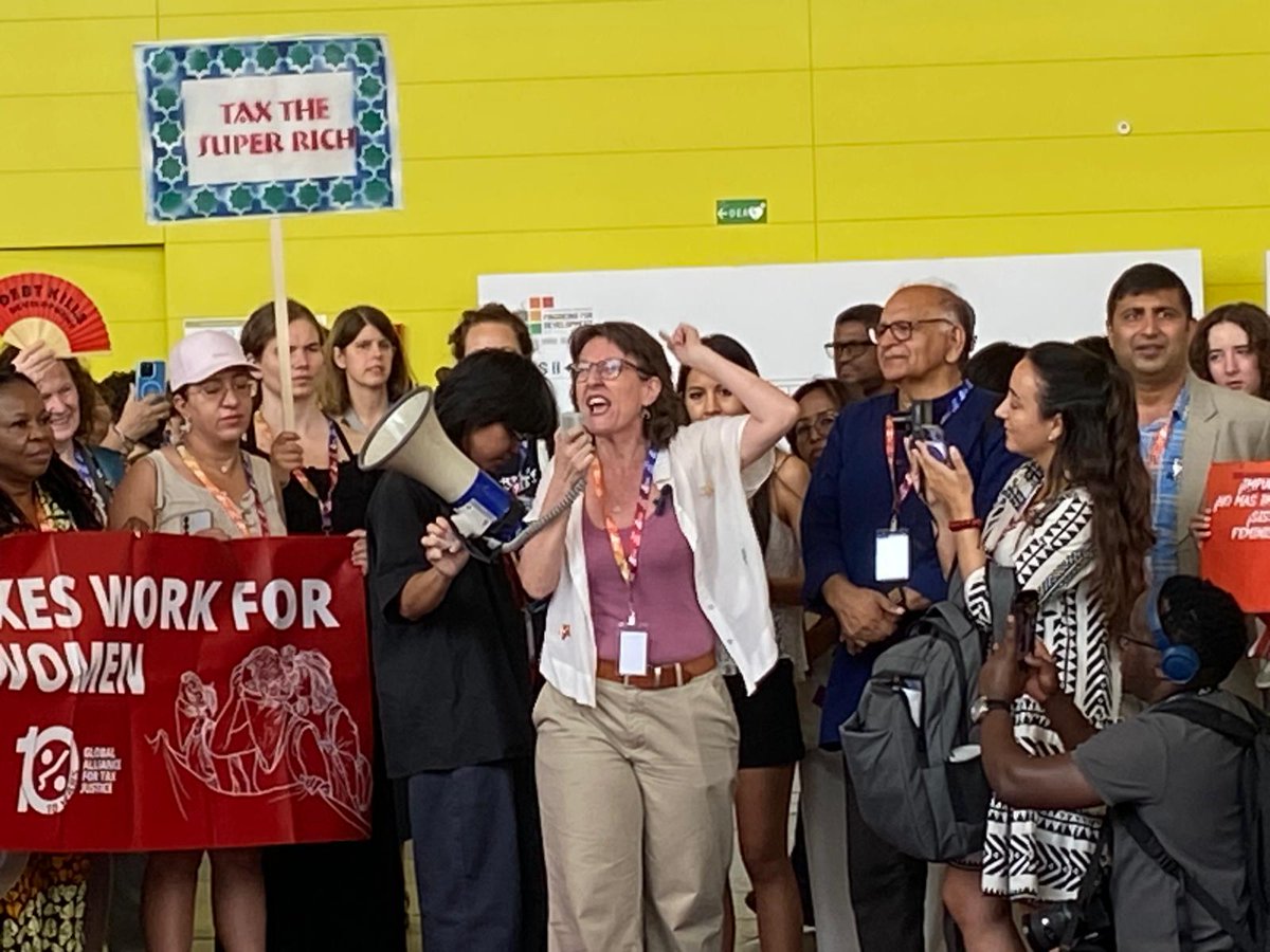 Nuestra compañera Ángeles Fernández de la <a href="/CAONGD/">CAONGD</a>, junto a la sociedad civil mundial, reclama más participación de las organizaciones sociales en los procesos sobre financiación.

Justicia, derechos humanos, paz, protección del planeta, equidad...

#FfD4People