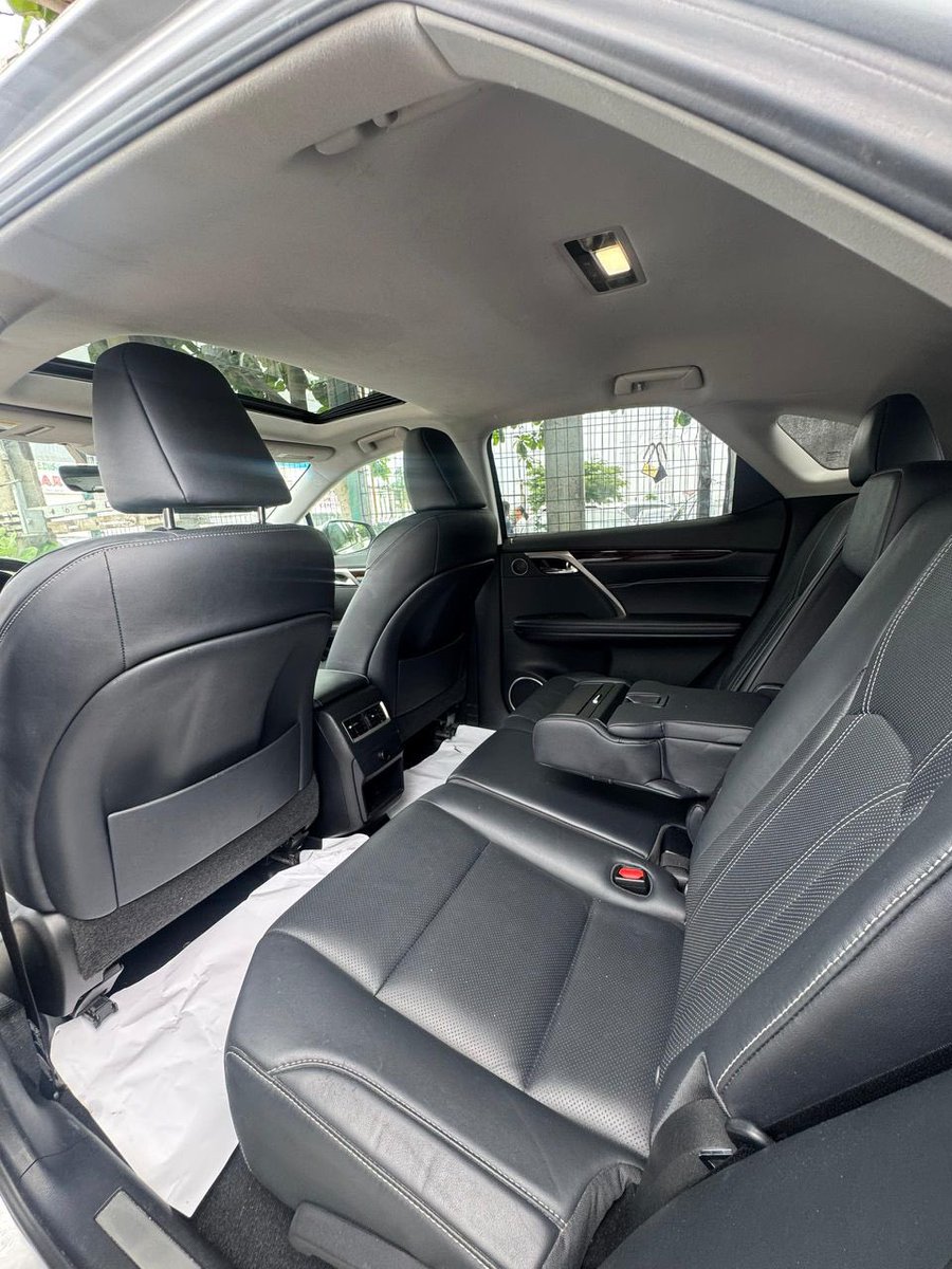 LightblissAutos's tweet photo. QUICK DEAL. 💥💥

FOREIGN USED :- 2016 LEXUS RX350 

Price :- NGN 49,000,000 only

Let’s deal 🤝 https://t.co/aepDTqvO1J