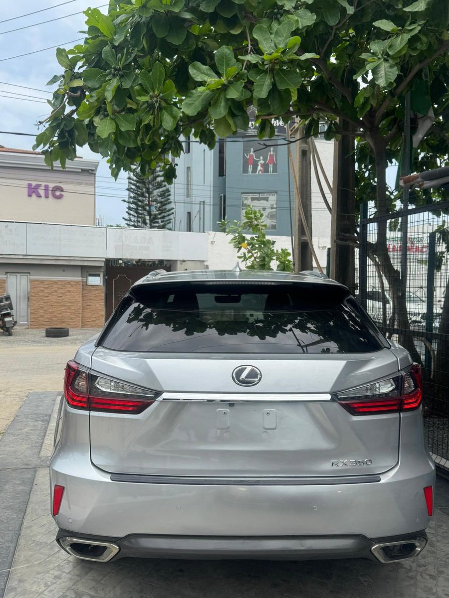 LightblissAutos's tweet photo. QUICK DEAL. 💥💥

FOREIGN USED :- 2016 LEXUS RX350 

Price :- NGN 49,000,000 only

Let’s deal 🤝 https://t.co/aepDTqvO1J