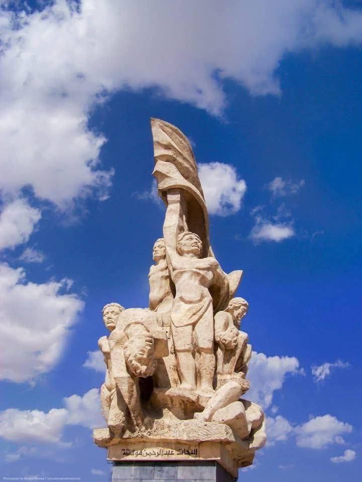 AlawiteMediaLab's tweet image. Aleppo | HTS Destroys Historic Martyrs’ Memorial Overnight
A deeply symbolic monument honoring Syria’s anti-colonial resistance was destroyed by HTS (Jabhat al-Nusra) authorities in Aleppo.
The Martyrs’ Memorial, sculpted from local Aleppine stone by renowned artist Abdul…