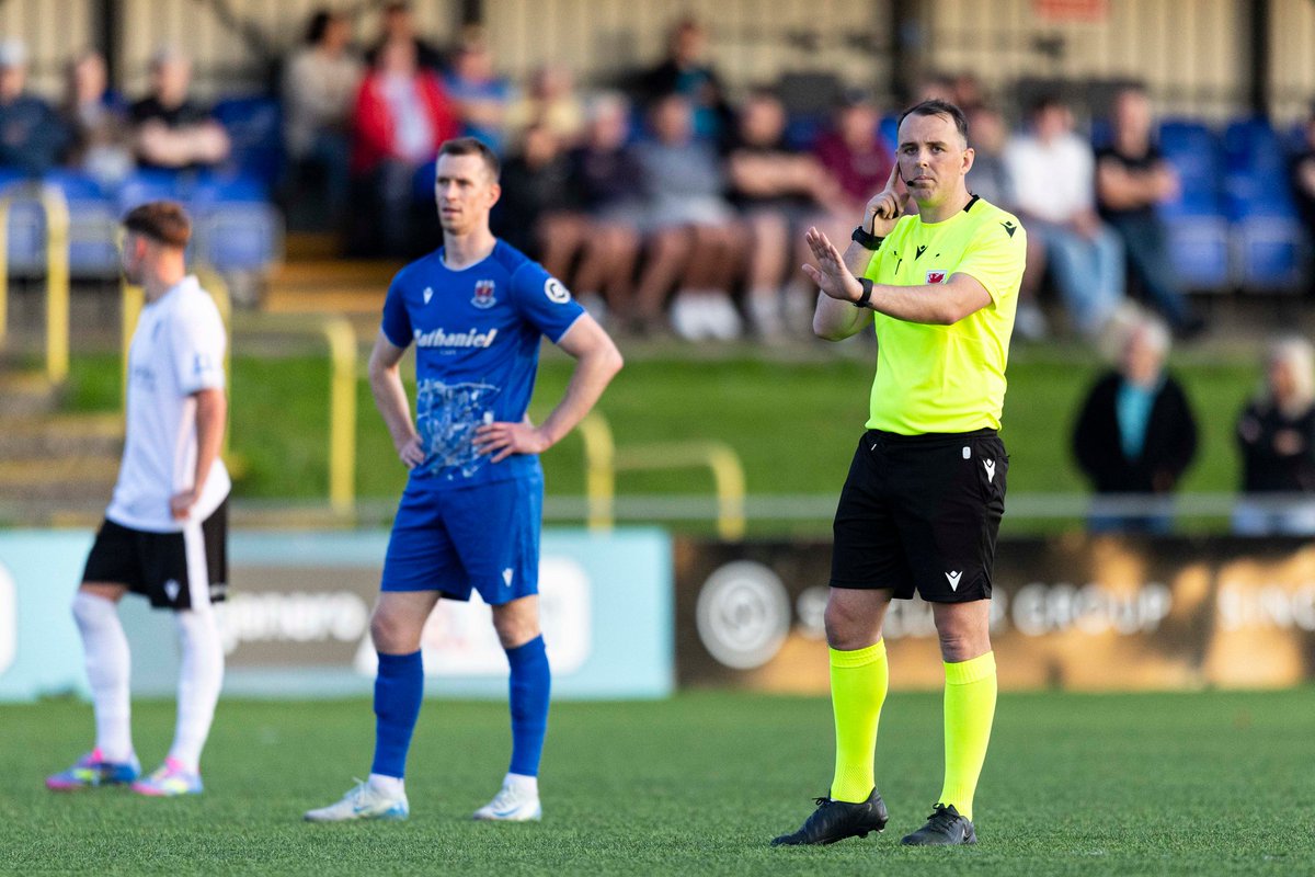 Penybont v Merthyr ⚽️

VAR check complete 📺✅️
