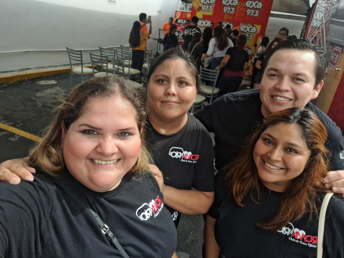 OirAmorMty1's tweet photo. Los integrantes de #OAMty disfrutaron mucho en la carnita asada por parte de @exafm973 😎
Acuérdense que @RioRomamx se presenta el 4 de septiembre en @escenariognp vayan por sus boletos en taquilla o en línea por @Ticketmaster_Me 🫶🏽🎟️ https://t.co/POBEqfv76U