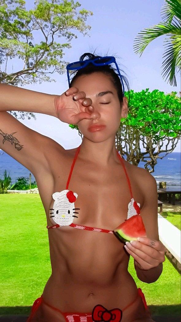 simp4feetsies's tweet photo. goonmorning 🩷 it's dua's birthday today so make her a present by pumping for her tight tummy and pretty pits 🥰 https://t.co/HTwD3LEWs7
