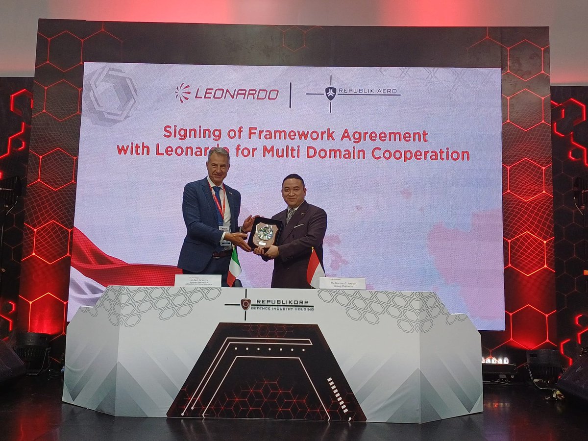 Leonardo Electronics (@ldo_electronics) on Twitter photo #Leonardo and PT #Republikorp announced the signing of a Framework Agreement at <a href="/IndoDefence/">Indo Defence</a>, farmalising the joint business development and technical planning teams tasked with making presentations to the users. With the strategic intent to enhance the early warning capabilities #Leonardo and PT #Republikorp announced the signing of a Framework Agreement at <a href="/IndoDefence/">Indo Defence</a>, farmalising the joint business development and technical planning teams tasked with making presentations to the users. With the strategic intent to enhance the early warning capabilities