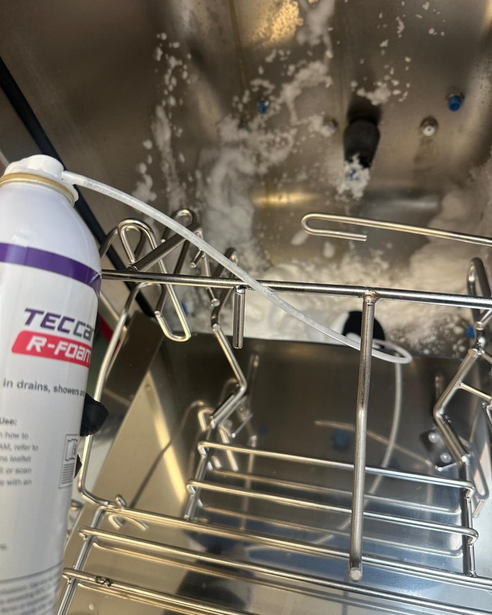 24NRGgroup's tweet image. 🚿 Eliminate biofilm build-up at the source.

Teccare R-Foam Drain Kit.

Clinically effective, fast acting, and now 10% off with SAVE10

👉 bit.ly/3Gcj4cu

#SAVE10 #DrainHygiene #BiofilmRemoval #RfoamKit #TecCareSolutions #OdourControl #CareFacilityClean #Trade2Care