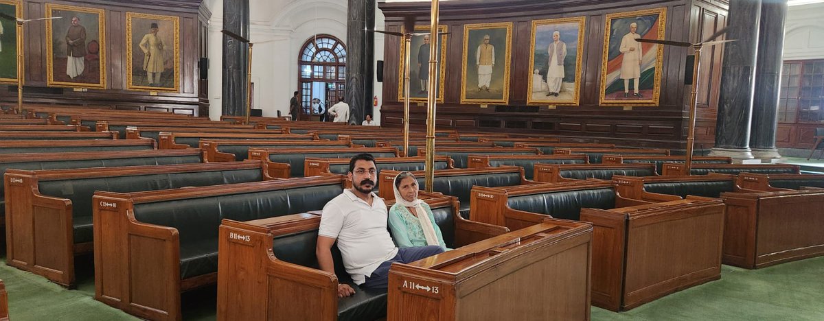 Anju Meghwal (@anju_megh) on Twitter photo ऊपर जिसका अंत नही उसे आसमां कहते है।
इस जहां में जिसका अंत नही उसे मां कहते है।
📍 संसद भवन, नई दिल्ली
<a href="/BhimArmyChief/">Chandra Shekhar Aazad</a> ऊपर जिसका अंत नही उसे आसमां कहते है।
इस जहां में जिसका अंत नही उसे मां कहते है।
📍 संसद भवन, नई दिल्ली
<a href="/BhimArmyChief/">Chandra Shekhar Aazad</a>