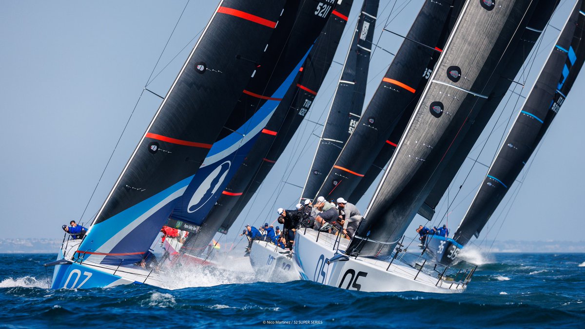#vela <a href="/52SUPERSERIES/">52 SUPER SERIES</a> "Sled" brilló en un espectacular #Cascais y ya lidera el Mundial de TP52 <a href="/CNavalCascais/">CNCascais</a> . <a href="/worldsailing/">World Sailing 🌎⛵️</a> <a href="/fp_vela/">FPVela</a> 
regatistas-virtuales.net/noticias/notic…