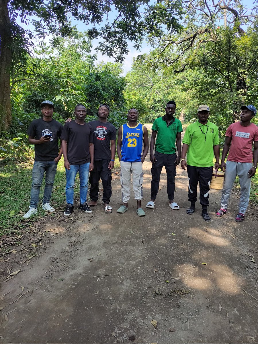 DEC_Organisatio's tweet image. Ces étudiants de l’ITOU-G ont de motivations spécifiques, recherchent des expériences uniques, de voyages axés sur l'aventure, la culture, développement personnel, sont sensibles aux enjeux environnementaux, conscients de l'impact du tourisme et privilégient de pratiques durables