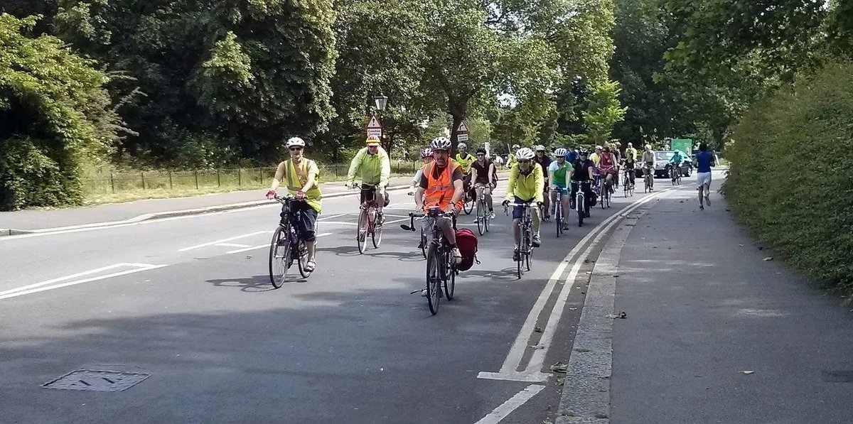 GreenSchoolRuns's tweet image. Thinking of cycling your kids to school? Check out this map created by @camdencyclists showing all the existing protected cycle routes in @CamdenCouncil ! 😊🚴🚴🚴 #ActiveTravel #backtoschool #AirQuality
buff.ly/3VdeGPN