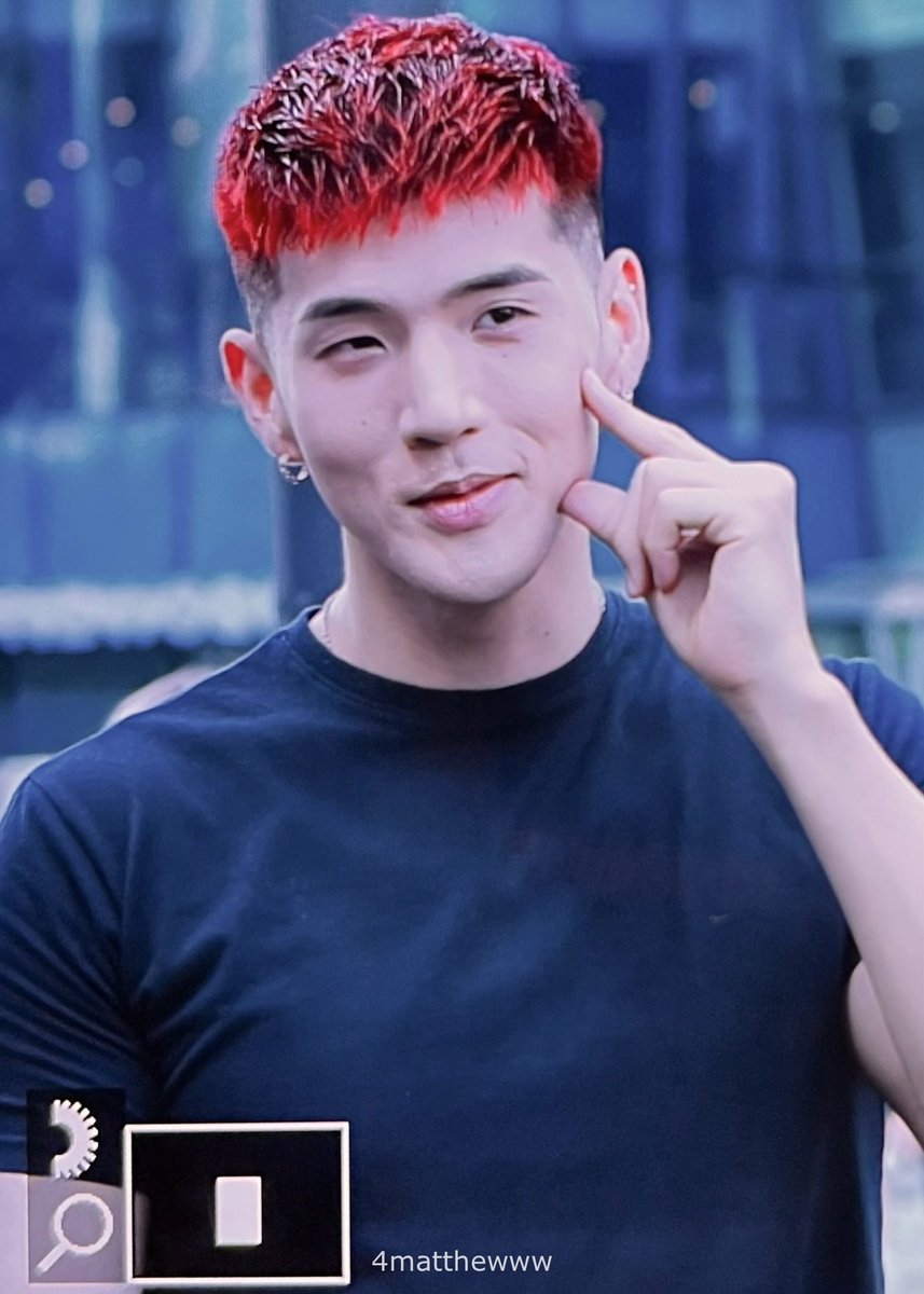4matthewww's tweet photo. 250703 터치피스🤏🏻 #BM #KARD https://t.co/8JbdLuahM9
