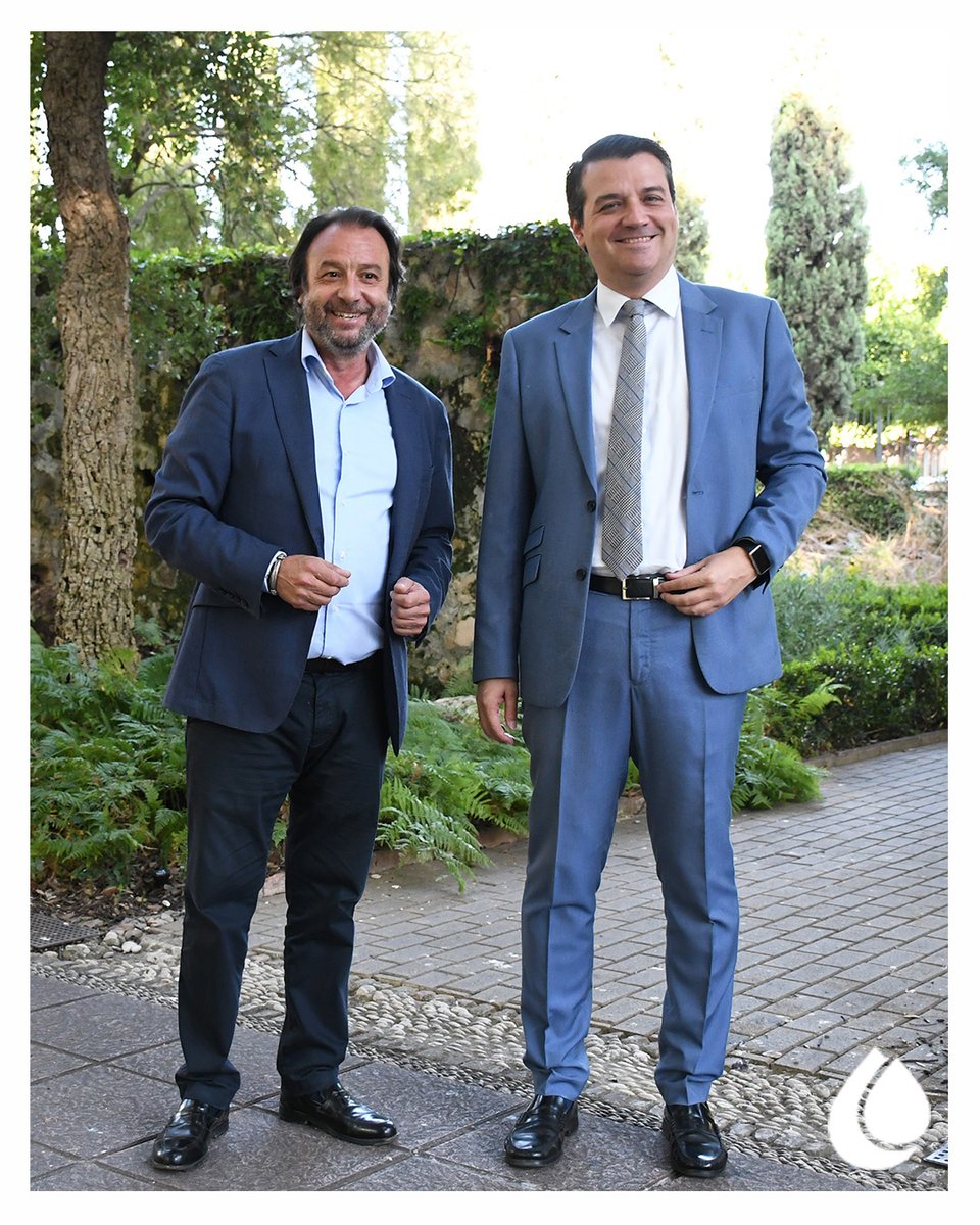 𝐄𝐌𝐀𝐂𝐒𝐀 𝐞𝐱𝐭𝐢𝐞𝐧𝐝𝐞 𝐞𝐥 𝐫𝐢𝐞𝐠𝐨 𝐜𝐨𝐧 𝐚𝐠𝐮𝐚 𝐧𝐨 𝐩𝐨𝐭𝐚𝐛𝐥𝐞 𝐚 𝐥𝐚𝐬 𝐢𝐧𝐬𝐭𝐚𝐥𝐚𝐜𝐢𝐨𝐧𝐞𝐬 𝐝𝐞𝐥 𝐑𝐞𝐚𝐥 𝐉𝐚𝐫𝐝𝐢́𝐧 𝐁𝐨𝐭𝐚́𝐧𝐢𝐜𝐨 𝐝𝐞 𝐂𝐨́𝐫𝐝𝐨𝐛𝐚
·
Leer noticia 👇 
emacsa.es/.../emacsa-ext…