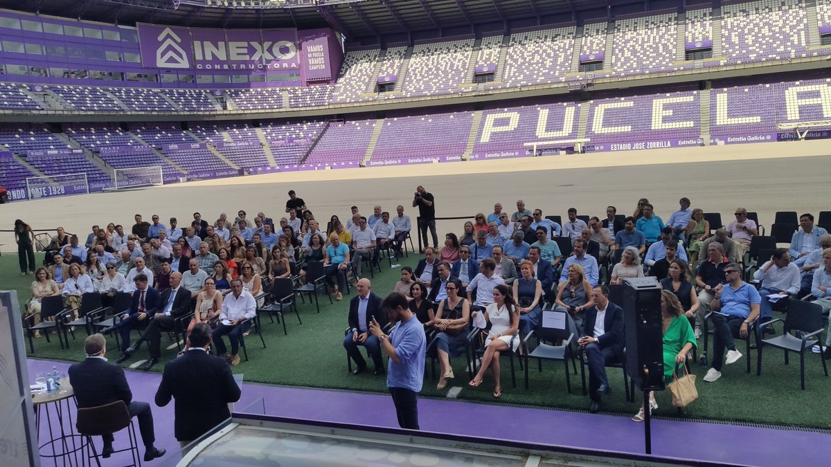 😀 VAMETAL asistió como invitados a la celebración del 25º Aniversario de <a href="/TressisSV/">Tressis</a>

👉🏻 Al encuentro asistieron José Miguel Maté, consejero delegado y Daniel Lacalle, economista jefe de Tressis

👏🏻 ¡Muchísimas felicidades Tressis!

👌 Gracias Laura de Miguel por la invitación